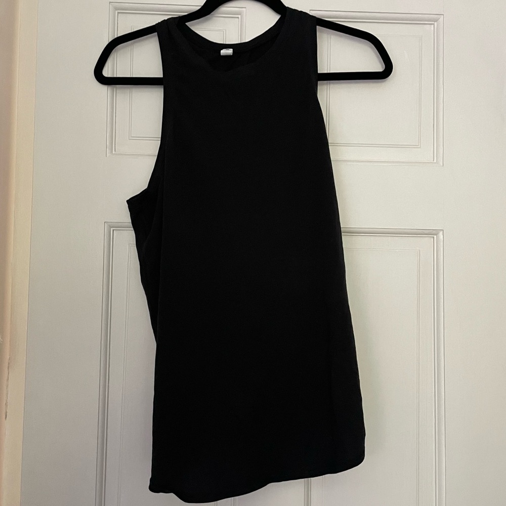Lululemon open tie back workout tank